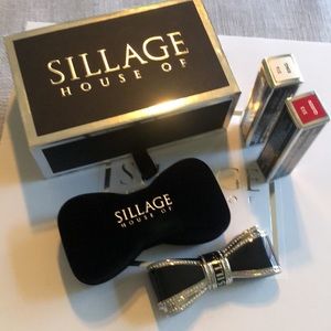 House of Sillage Lipstick Bow Case and 2 refills